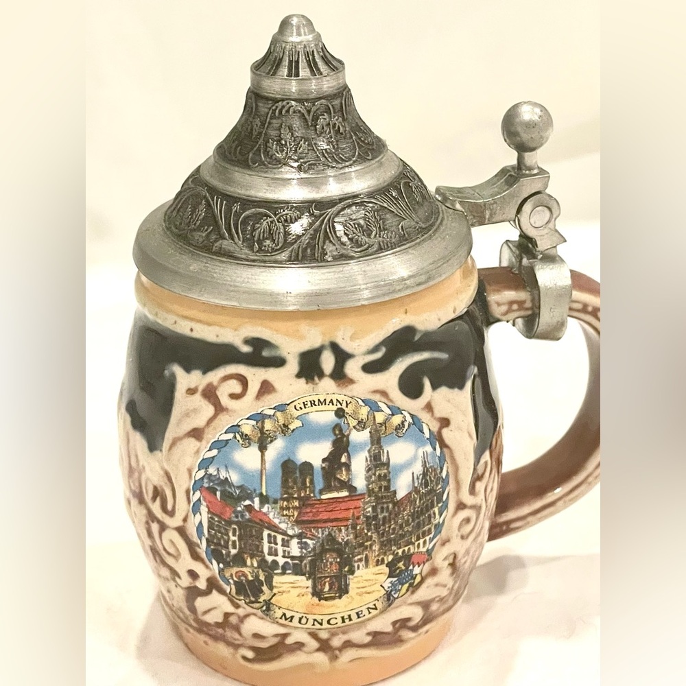 Authentic German Vintage Ceramic Beer Stein w Working Pewter Lid | EUC